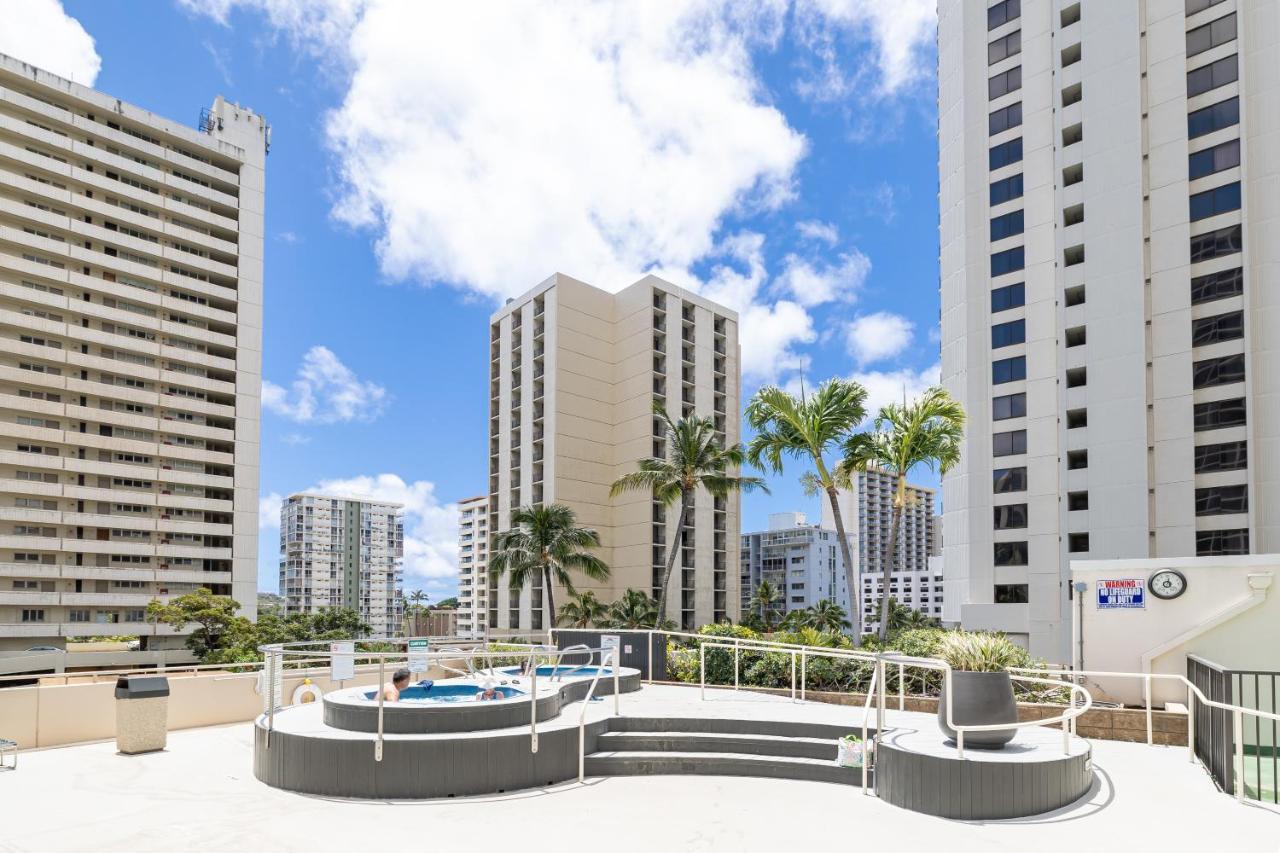 הונולולו Beautiful 1Br, Steps To Waikiki Beach And Parking מראה חיצוני תמונה
